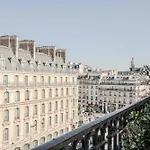 Luxurious 3-bedroom Lafayette Printemps Apartment Paris