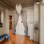 Apartment Luxurious 3-bedroom Lafayette Printemps