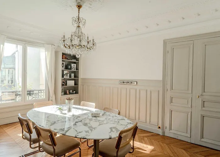 Lägenhet Luxurious 3-bedroom Lafayette Printemps Paris