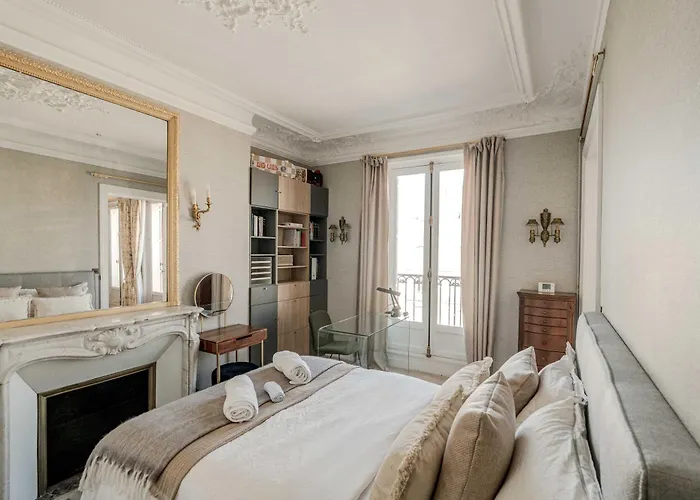 Luxurious 3-bedroom Lafayette Printemps