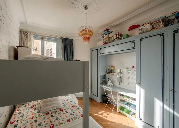 Lägenhet Luxurious 3-bedroom Lafayette Printemps Paris