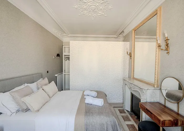 Luxurious 3-bedroom Lafayette Printemps