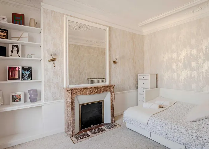 Luxurious 3-bedroom Lafayette Printemps Lägenhet *