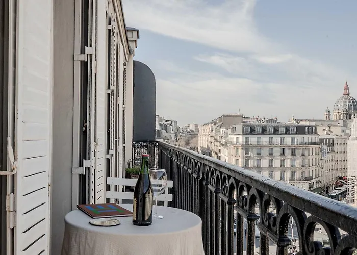 Luxurious 3-bedroom Lafayette Printemps *