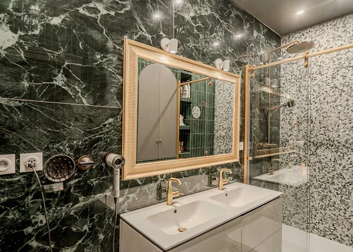 Lägenhet Luxurious 3-bedroom Lafayette Printemps Paris