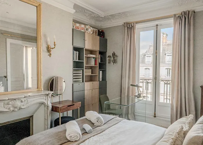 Daire Luxurious 3-bedroom Lafayette Printemps *